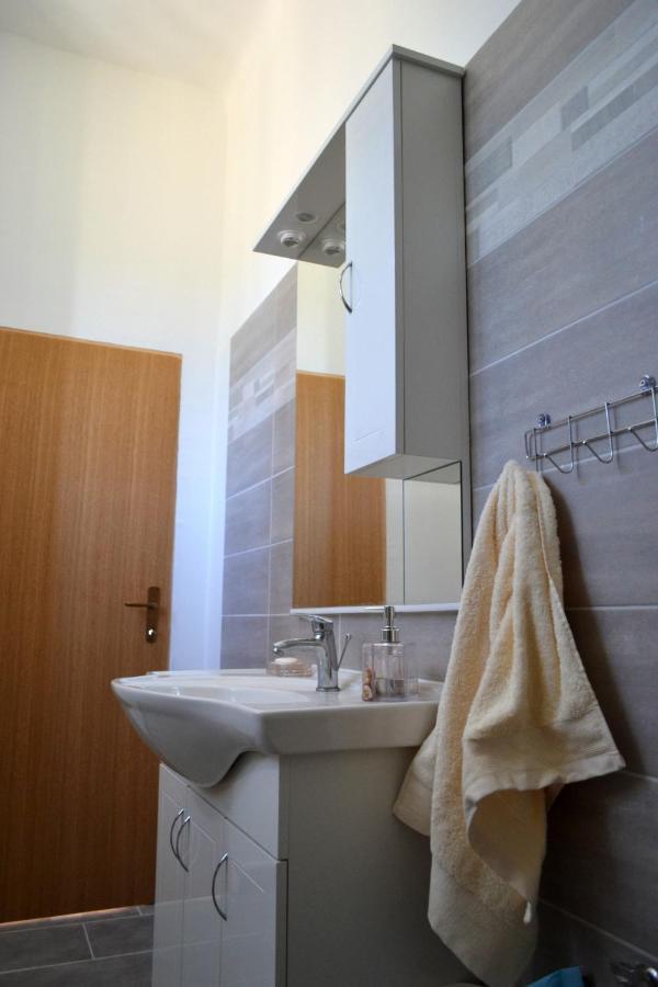 Apartman Volare วอดิยัน ภายนอก รูปภาพ