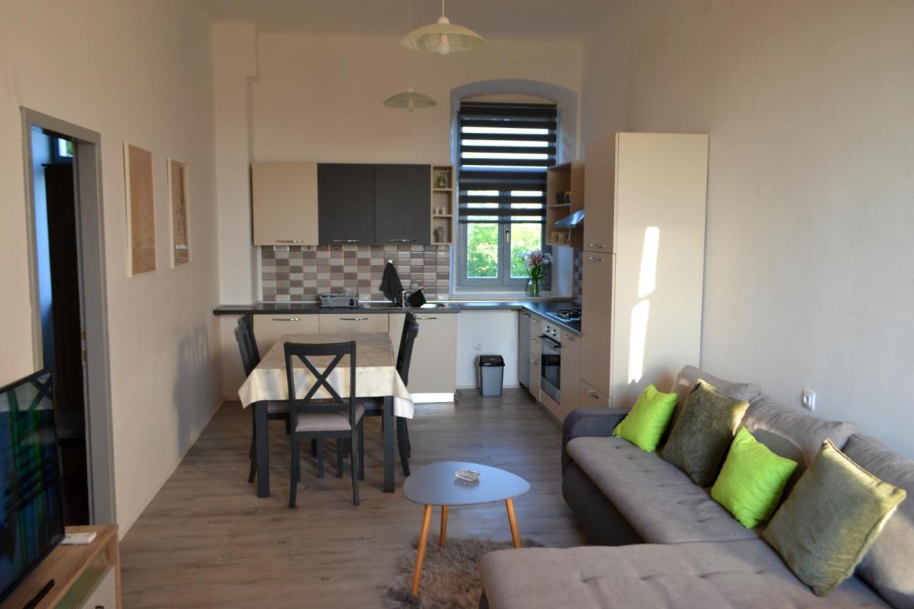 Apartman Volare วอดิยัน ภายนอก รูปภาพ