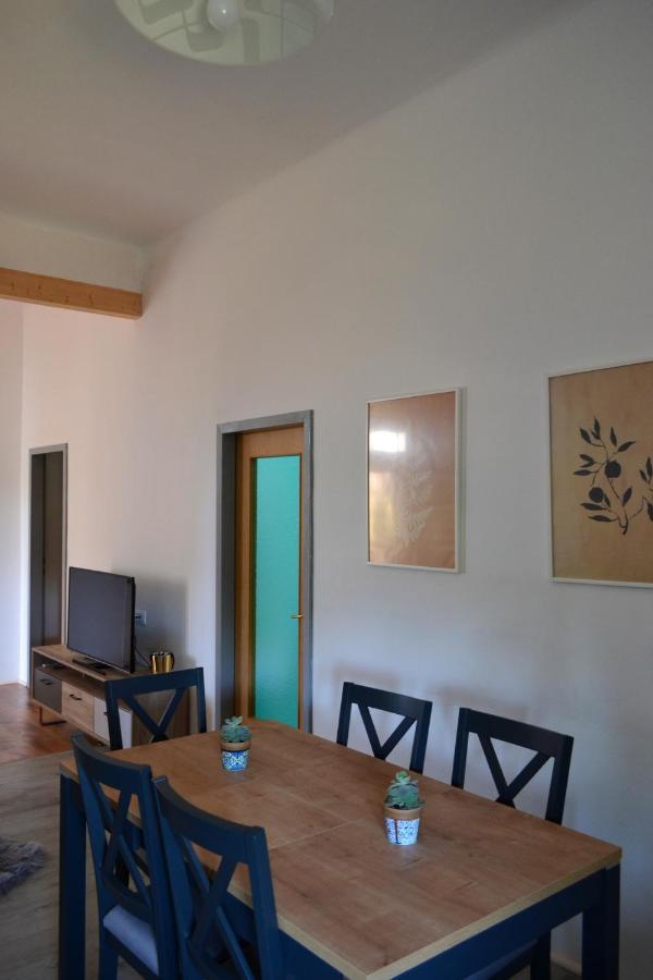 Apartman Volare วอดิยัน ภายนอก รูปภาพ